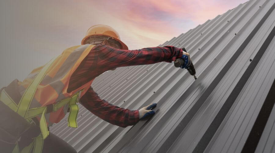 Professional gutter cleaning in Tatum, SC